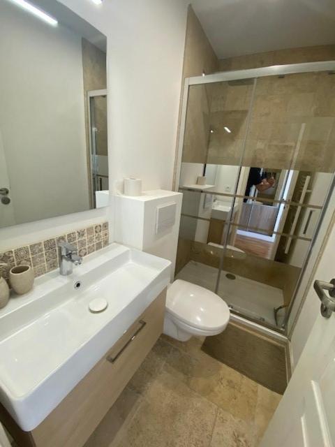 Studio Vue Mer Au Calme Proche Des Plages Apartment Nice Ngoại thất bức ảnh